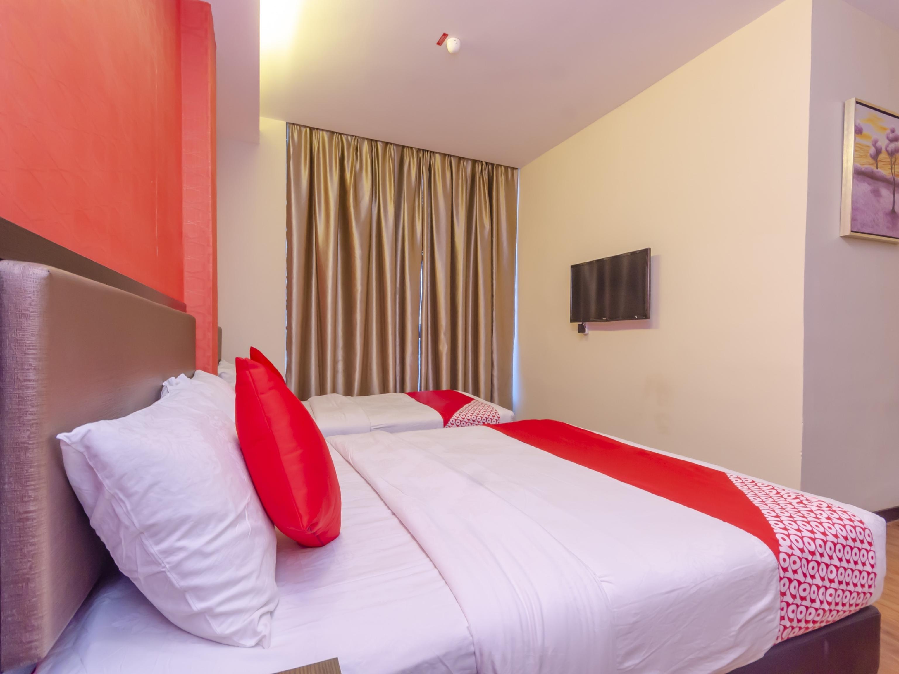 Super Oyo 1214 Oro Hotel Kluang Exterior photo