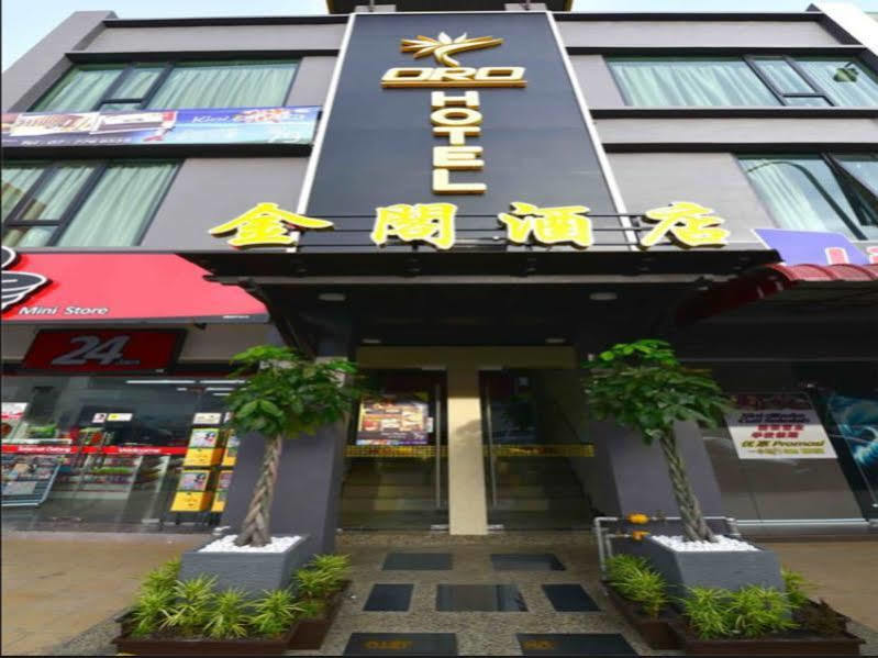 Super Oyo 1214 Oro Hotel Kluang Exterior photo