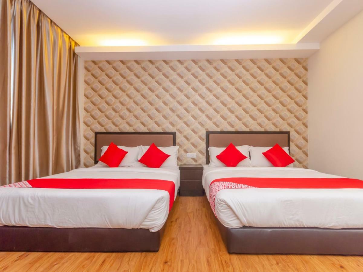Super Oyo 1214 Oro Hotel Kluang Exterior photo